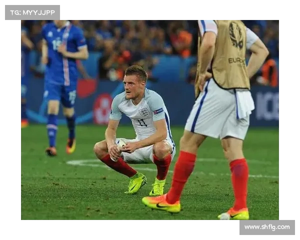 从瓦尔迪在比赛中的战术定位深入解析其球队整体进攻体系核心作用